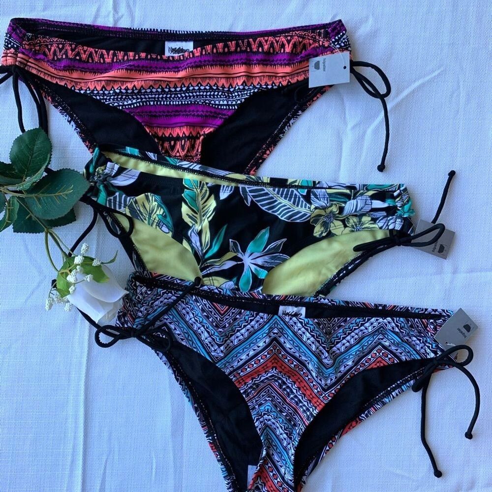 Mossimo NWOT Lot Of 3 Bikinis Buttons Size S Swim Bikini Floral Beach Vacation